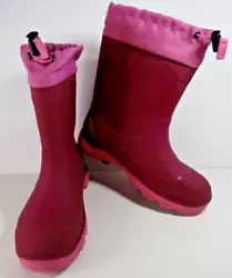 Pink Kamik Rubber Boots. Take a look at the pics for condition.
