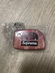 Supreme X The North Face Floating Keychain Floatie SS20 Pink Camo Ftp Bape Fuct.
