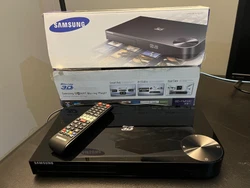 Samsung BD-FM59C Smart Blu-Ray 3D. Wi-Fi Dual Core DVD Player w/Remote. Features: Smart Hub, Wi-Fi Built-In, HDMI, Dual...