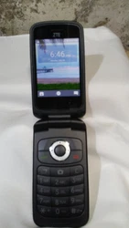 ZTE. not sure of model its a ZTE flip phone bought from tracfone some years ago still works good , in new condition ....