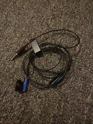 Sony 43218-3731 In Ear Headsets - Black/Blue. Still works great even after all this time has been cleaned up and tested...