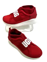 Step up your sneaker game with these UGG Neutra athletic shoes. These slip-on sneakers feature a red neoprene upper...