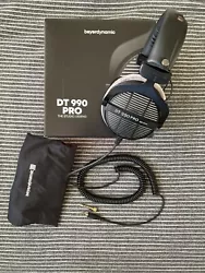 Hello, I am selling my beyerdynamic dt 990 pro 250 ohm headphones. I haven’t used them much, it is clean and in...