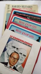 Lot De Vinyles Militaires 33 Tours.
