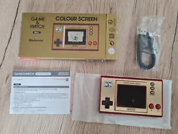 Bonjour ,  Je vends cette Console Nintendo Game & Watch: Super Mario Bros couleur en très bon état, elle fonctionne...