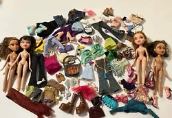 Bratz accessories and clothes shoes lot with 4 dolls
