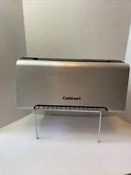 Get perfectly toasted bread and bagels with this Cuisinart CPT-2000 2 slice long slot motorized toaster. The toaster...