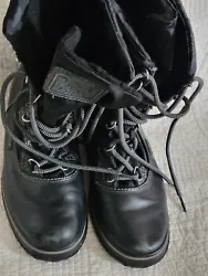 Coach Signature Shaine Women’s Size 6 B Black Midcalf Boots Winter Snow Shoes. Other then a minor scuff on the toe...