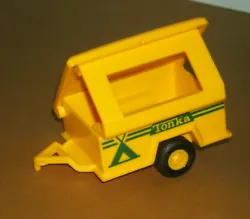 1/34 Scale Tiny Tonka Pop-Up Camper. Made By Tonka #806449. Has Adjustable Roof. Plastic Toy In Good/Fair Condition.