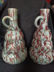 Paire De Vases Anciens Céramique Émaillée. Hauteur 29 cm  Signés et numérotés. Signature MF dans un écusson