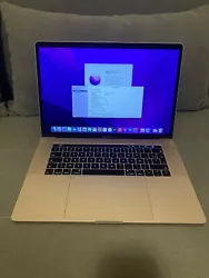 Radeon Pro 455 2Go. - FinalCut Pro X 2020 (avec Motion et Compressor). - Logic Pro X 2020. - Office 2021 (word, excel,...