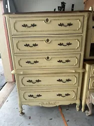 vintage french provincial furniture antique. Condition is Used. Shipped with USPS Ground Advantage.