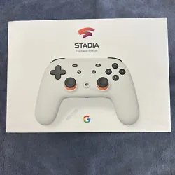 Google Stadia Controller + Chromecast in box. Good condition.