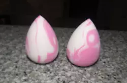 2 x ULTA makeup blenders - larger size. They will both be similar to the picture (pink and white), but pattern might...