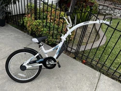 Introducing the WeeRide Co-Pilot, the perfect addition to any family bike ride! Designed for kids bikes, this model is...