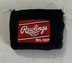 Rawlings Glove Wristband Detachable. These are actual wristbands off of Rawlings gloves. They do not come in a package...