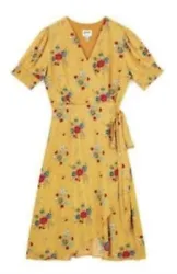 Womens Size 6 Joanie Savannah Floral Yellow Wrap Dress EUC. Chest 18”Waist 14”Length 41.5”