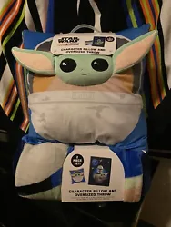 Disney Star Wars The Mandalorian Child Character Pillow And Oversized Throw.