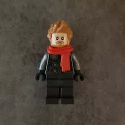 Vends LEGO Super Heroes Avengers. Thor - Red Scarf.