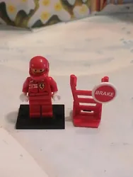 Lego Minifig F1 Ferrari Pit Crew Member set 8144 8673 8375 8672 8185 8654. Vendu comme sur les photos de lannonce en...