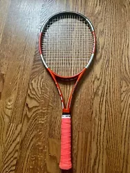 Condition : Used with regular use scratches. Strung: 55 lbs. Swing Weight:325. String Pattern:18 Mains/20 Crosses....