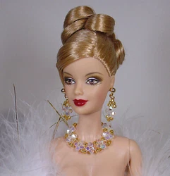 Fashion Royalty, Barbie, Silkstone. Made in France.