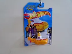 You are buying a Hot Wheels Treasure Hunt models vairy.
