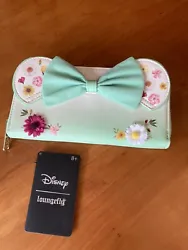Disney x Loungefly Minnie Mouse Ears Wallet BRAND NEW rare.