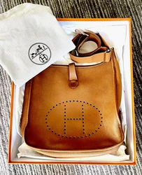 Hermes Bag Evelyne II GM 33 Ardennes Naturel, vintage, excellent condition. Hermes Hobo, vintage crossbody bag In...