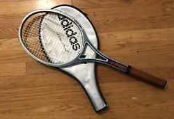 For auction is a rare ADIDAS IVAN LENDL GRAPHITE GTX-PRO TENNIS RACQUET and signed COVER. Overall racquet is good...