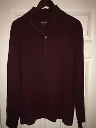Patagonia Burgundy 1/4 Zip Size M. Condition is Pre-owned. Shipped with USPS Priority Mail.Patagonia tag on bottom...