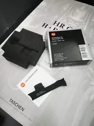 Leica 19543 Q2 Thumb Support Grip only for q2 .This is OEM leica product   new in box