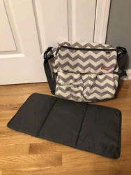 Skip Hop Diaper Bag w/ Changing Pad Gray Chevron - 10 Pockets - Hang on Stroller.
