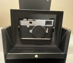 Relisting due to a non-paying buyer.Near perfect Leica M10-P. Includes everything shown in pictures which includes a...