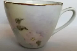 Vintage Bone China Tea Cup.  Very Good Vintage condition.   Tea Cup only.   No name or markings.  Very nice old...