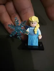 Lego 71024 figurine Disney Série 2 Elsa n° 9. État : Neuf Envoyé rapidement et soigné également 😉 Vendu comme...