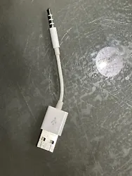 câble iPod Shuffle. USB vers jack 3,5