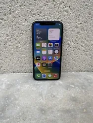 Apple iPhone X - 64 Go - Gris Sidéral (Désimlocké).
