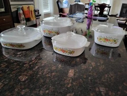 vintage corning ware pyrex spice of life 8 Pieces . Condition is Used. Shipped with USPS Priority Mail.