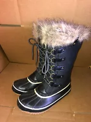 JBU RUBBER VEGAN UPPER FAUX FUR WEATHER READY BOOTS SZ 9.5.  THESE ARE NEW WITHOUT BOX