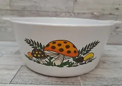 CORNING MERRY MUSHROOM 1¾QT CASSEROLE DISH NO LID, EXCELLENT CONDITION,  NO CHIPS OR CRACKS PAINT IS IN GREAT...
