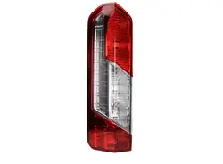Le couvercle de la lampe est en rouge et blanc. NUMÉRO DE PIÈCE FORD Convient à BK31-13405-AA ( BK31-13405-AA ).