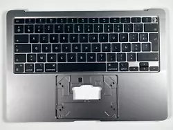 • Modèle :A2337 GRIS Sidéral. • MacBookAIR M1 13