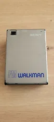 Vintage Sony FM Walkman SRF-30W testé fonctionne.