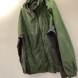 Columbia Jacket Mens 2XL XXL Green Rain Coat Hooded Nylon Logo Windbreaker. No flaws noted Check measurements in photos...