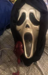 Scream Movie Ghost Face Bleeding Mask & Hood with Heart “Dry Blood” Halloween.