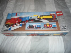 Vend ce set lego train 7720 incomplet, pièces en bonne état.
