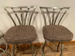 Fabric seat Steelframe bar stools. Condition is 