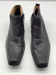 Item: Ferro Aldo Ankle Boots. Type & Color: Ankle Boots, Black. Size: 9 as marked on shoe.
