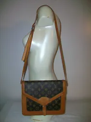 Louis Vuitton Shoulder Bag. Small marks.